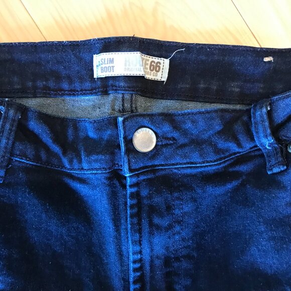 Upcycled Patchwork Jeans 32x32: Tattered Grunge Denim, Campus Life Hippie Pants - Picture 4 of 9